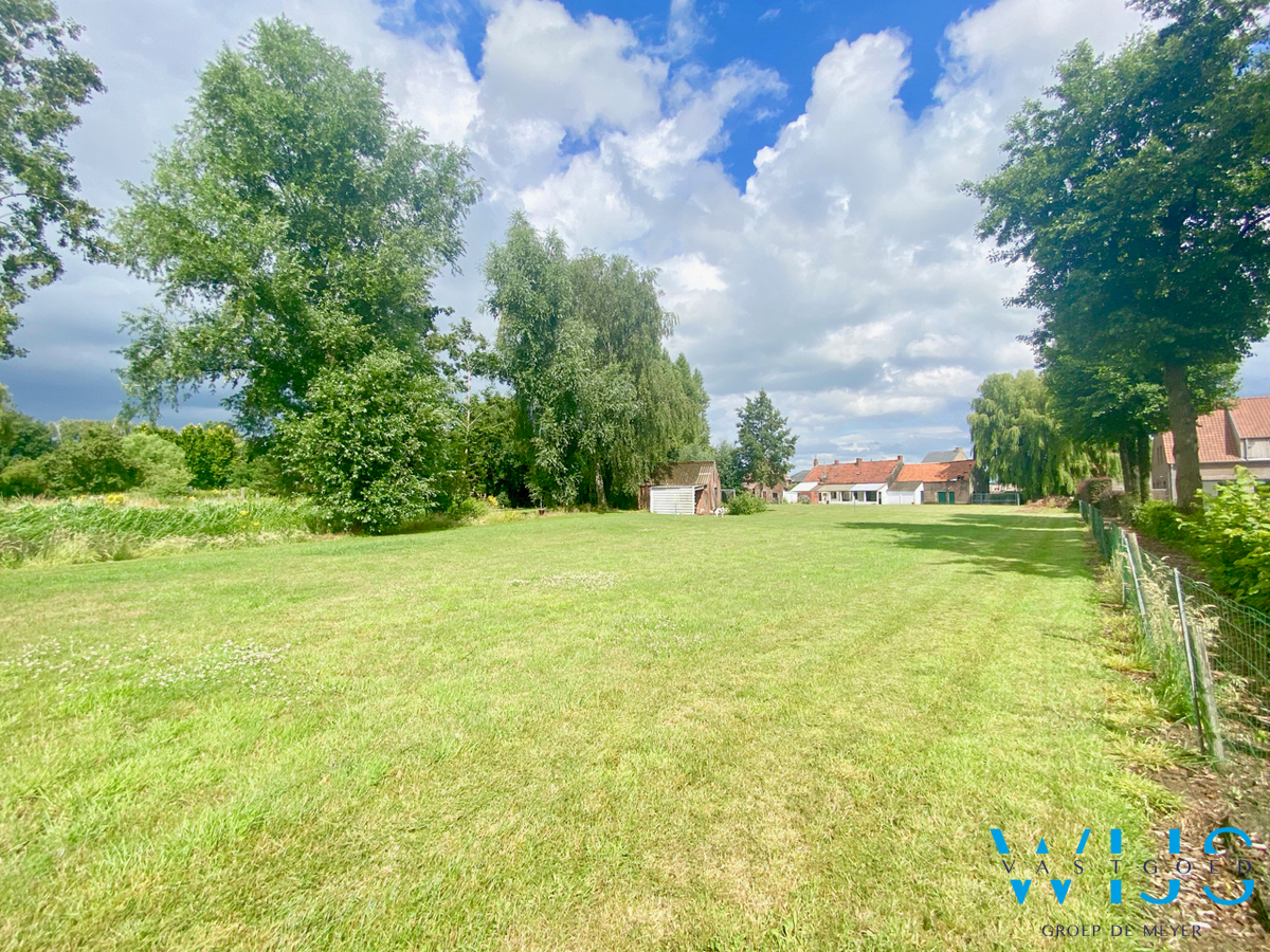 2 prachtige bouwloten te Boekhoute ! 