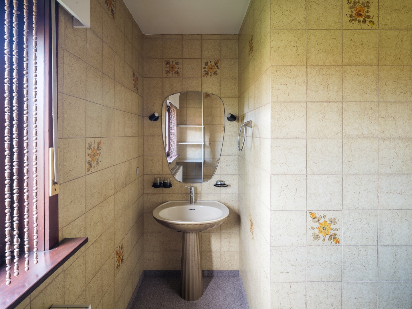 Vrijstaande woning met 4 slpk. in een oase van rust 