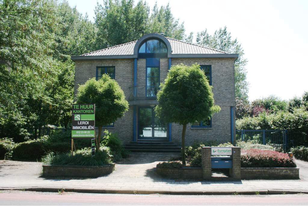 Verhuurd commercieel kantoor - Tongeren