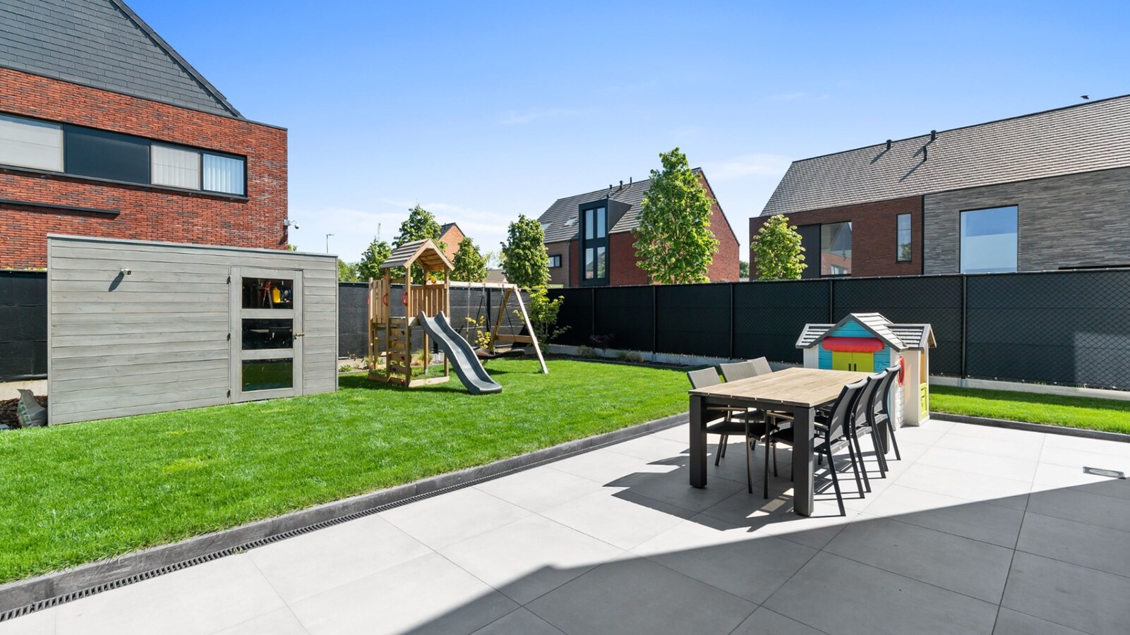 Ruime, energiezuinige gezinswoning in rustige woonwijk 