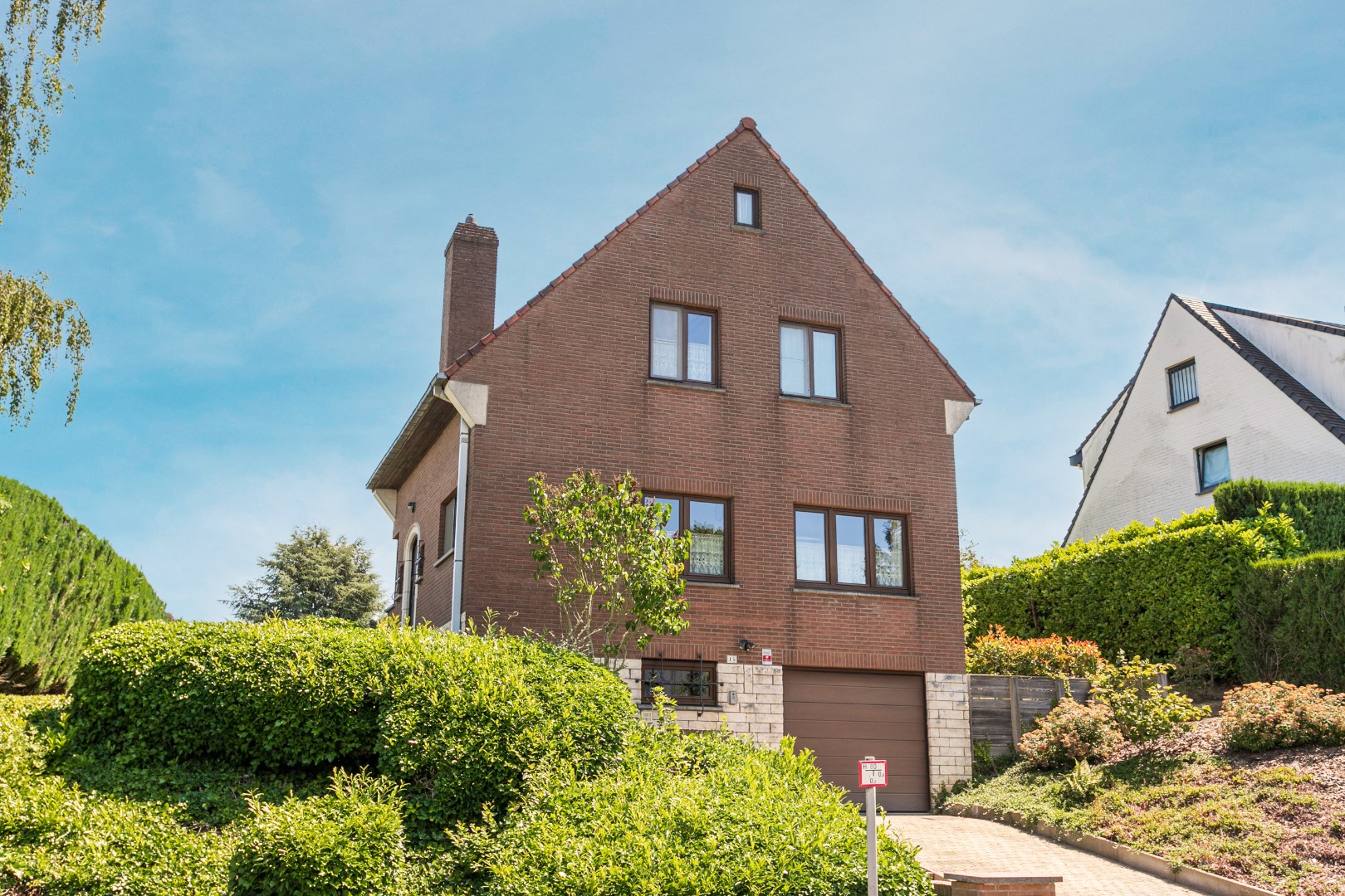 Verzorgde woning met 3 slpk, garage en tuin 