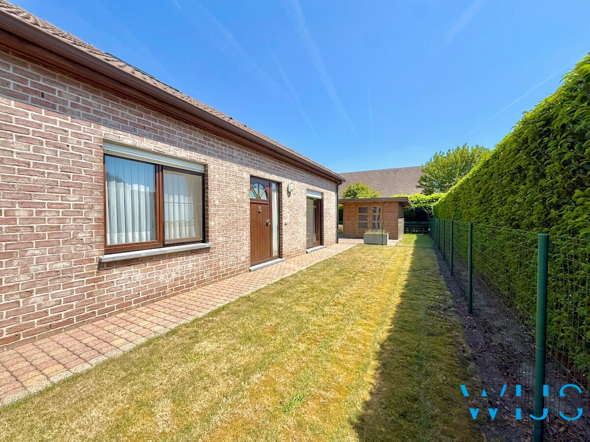 Verzorgde bungalow in woonwijk te Assenede ! 