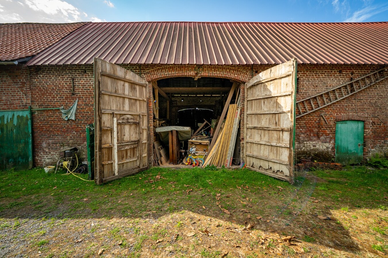 Charmante hoeve met weiland op 4.029 m² 