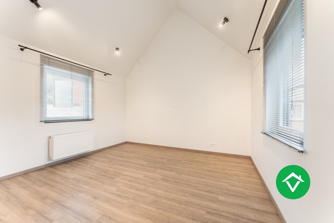 Instapklare gezinswoning met 3 slaapkamers op toplocatie nabij het centrum van Koekelare 