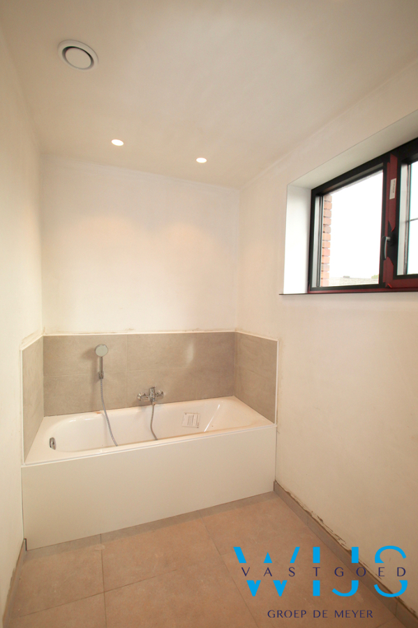 Tijdloze nieuwbouwwoning op TOPlocatie te Ertvelde! 