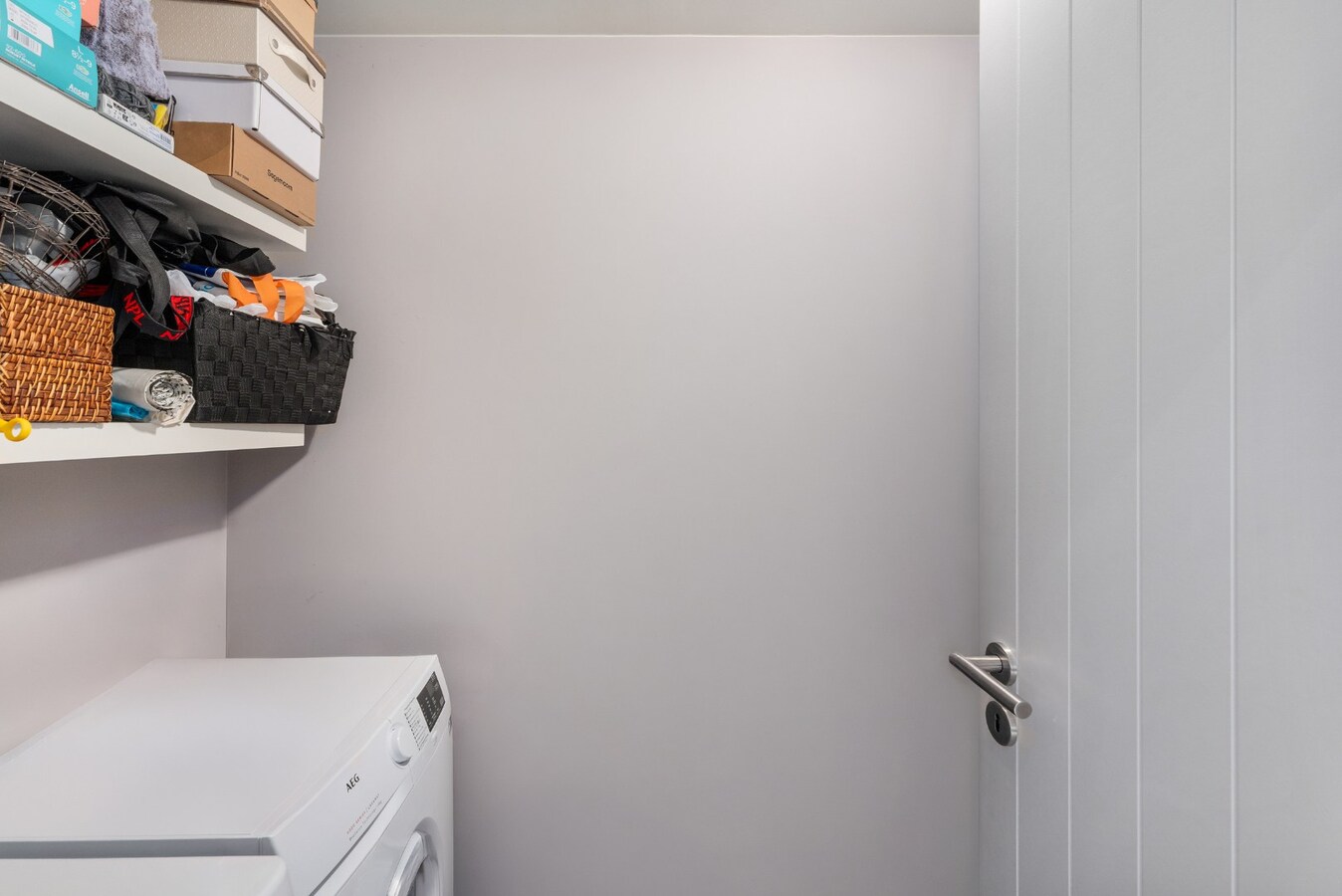 Instapklaar appartement met prachtig open en groen zicht nabij de zeedijk van Heist. 