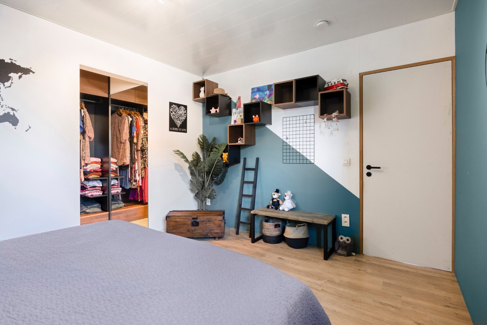 Rustig gelegen, energiezuinige gezinswoning met 4 slpk. nabij Lommel-centrum 