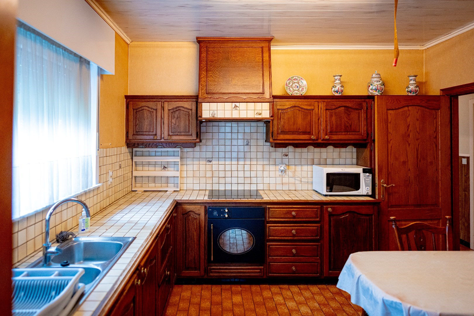 Op te frissen woning op 867 m²  rustig gelegen in Ertvelde 