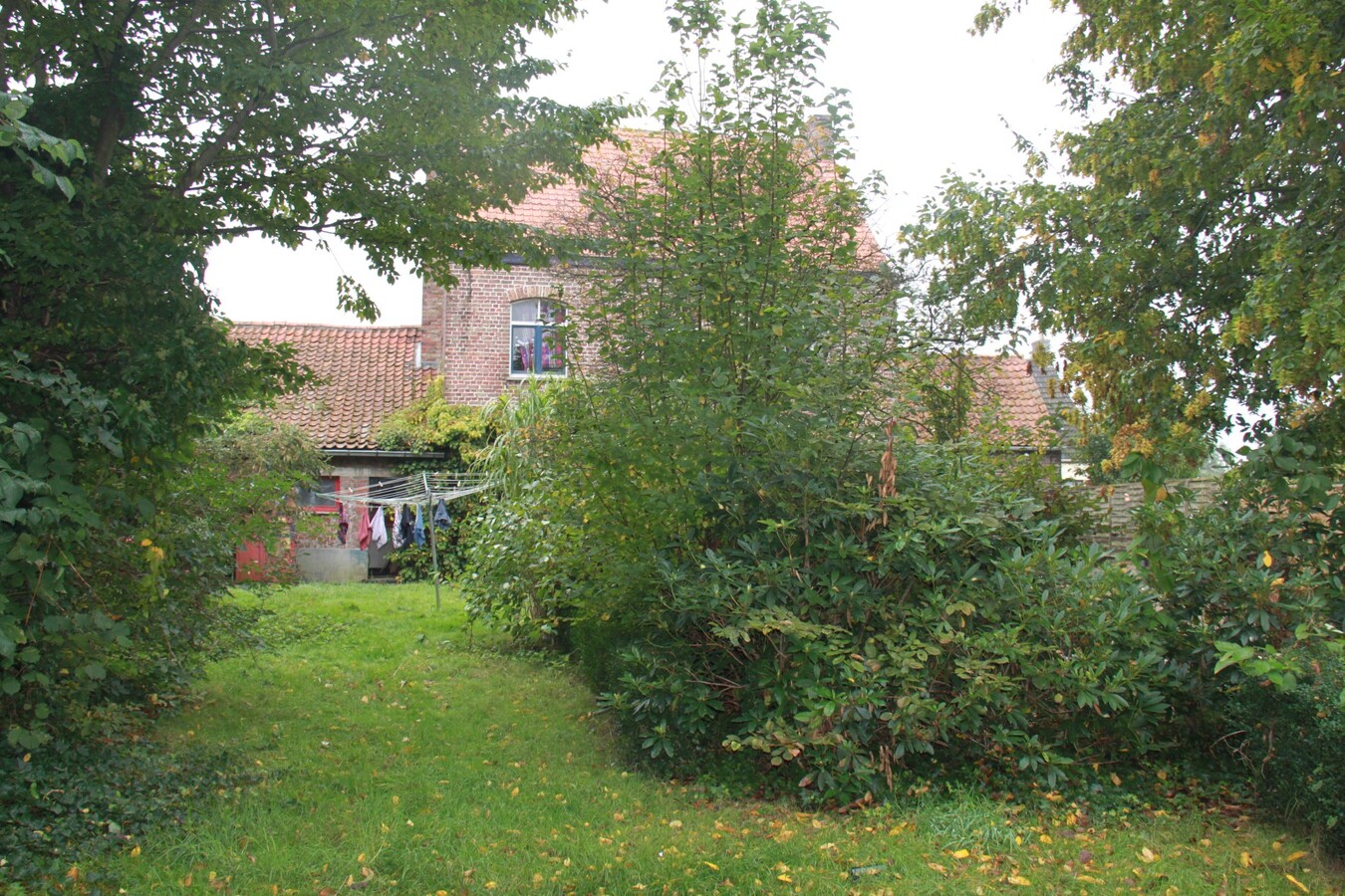 Beleggingsgrond of te renoveren woning 