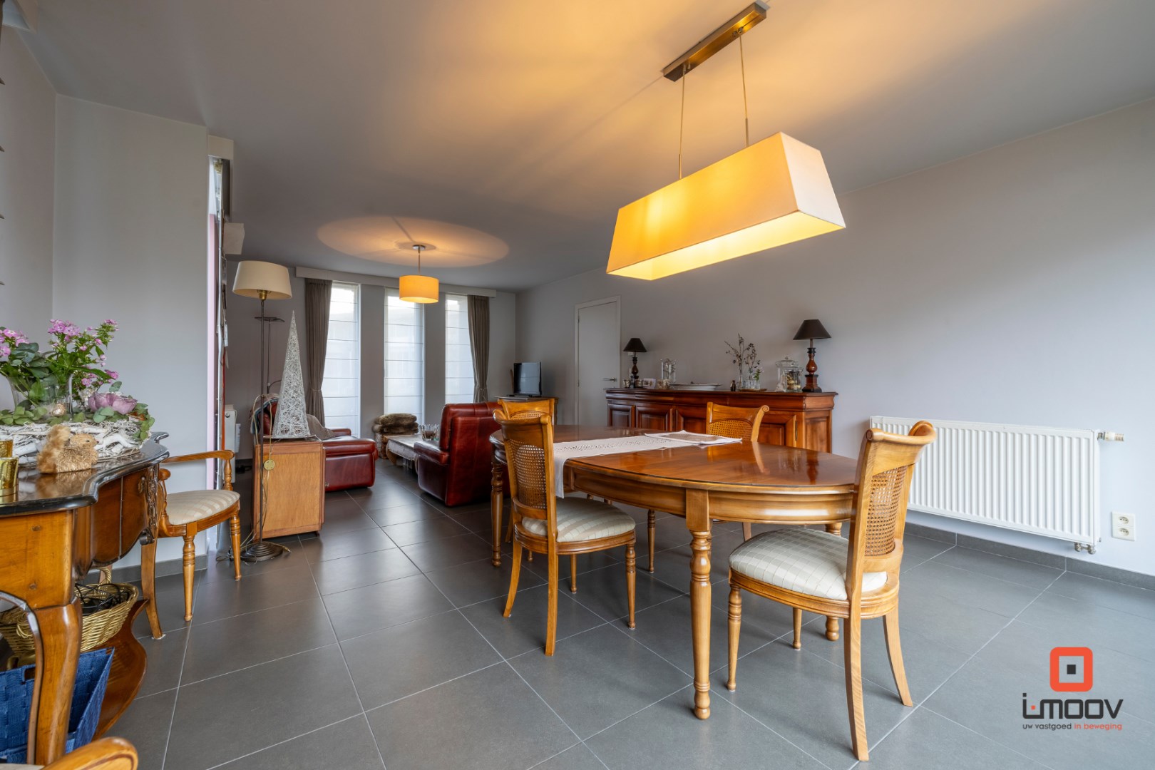 Volledig instapklare halfopen bebouwing op toplocatie! 