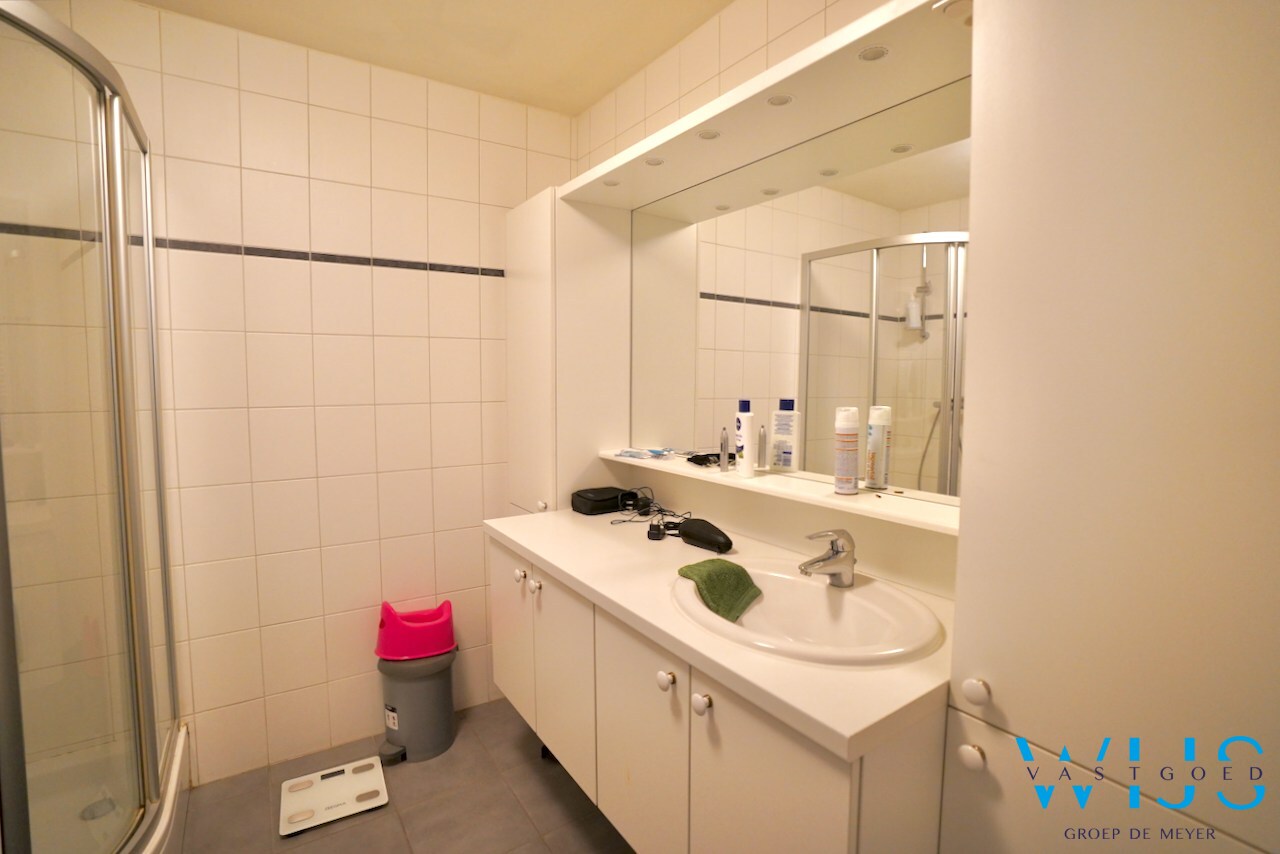 Gelijkvloers tweeslaapkamer appartement in hartje Ertvelde! 