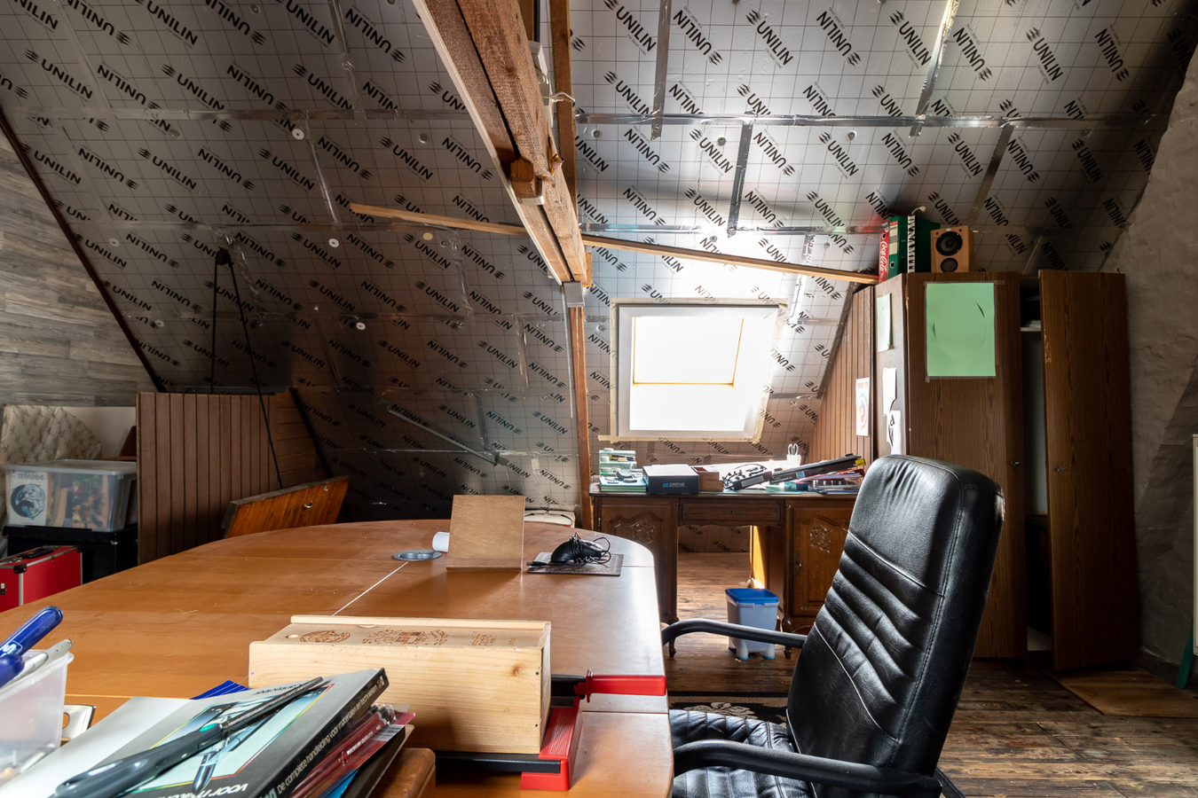 Woning met 4 slaapkamers op 1273 m² te Koekelare 