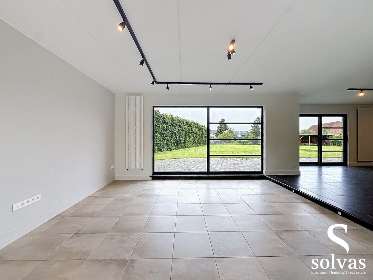 Ruime gezinswoning op een prachtig perceel van 1.860 m² 