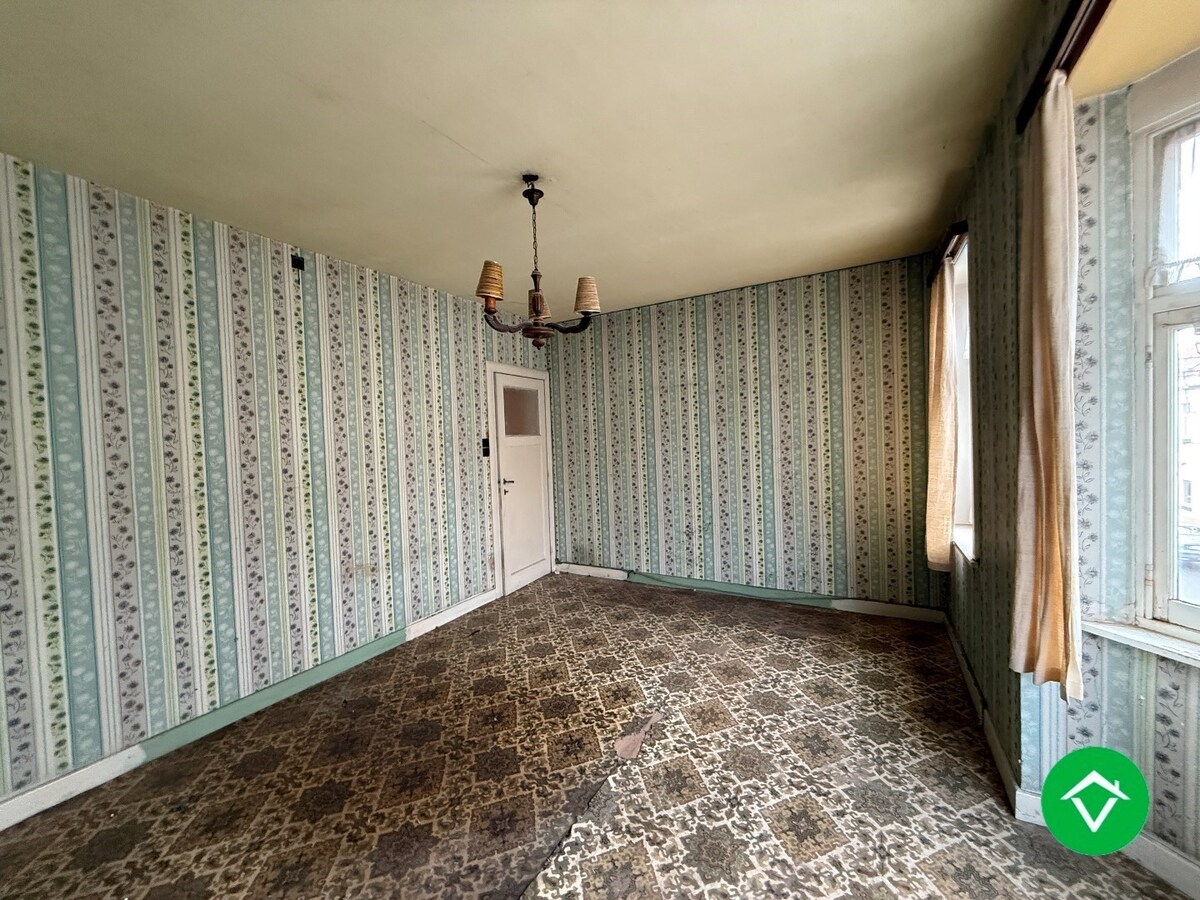 Rijwoning met 3 slaapkamers en tuin op centrale ligging te Roeselare 