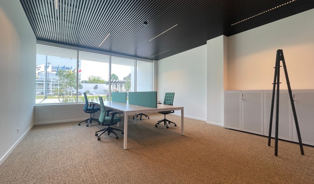 Full service kantoren in Humgy Singel te Berchem