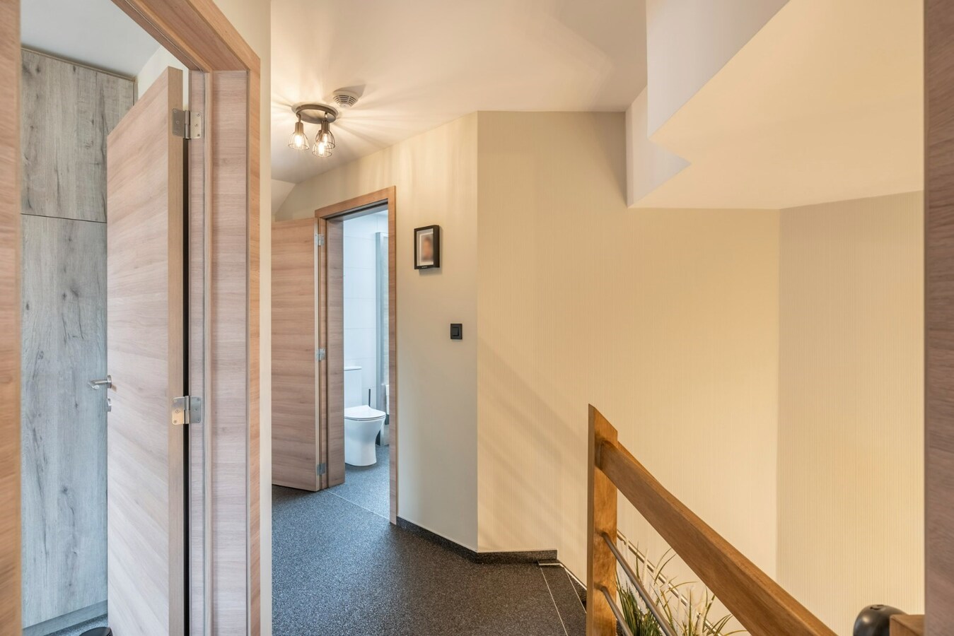 Gerenoveerde woning met tuin, garage en 3 slaapkamers in Opglabbeek - Perceeloppervlakte 684.00 - Bewoonbare oppervlakte 160.00 - Zuidoostelijke tuinoriëntatie 