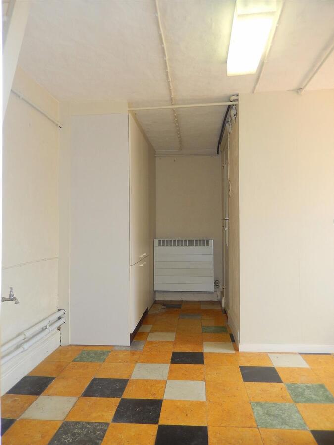 Ruime woning met zuidgerichte tuin 