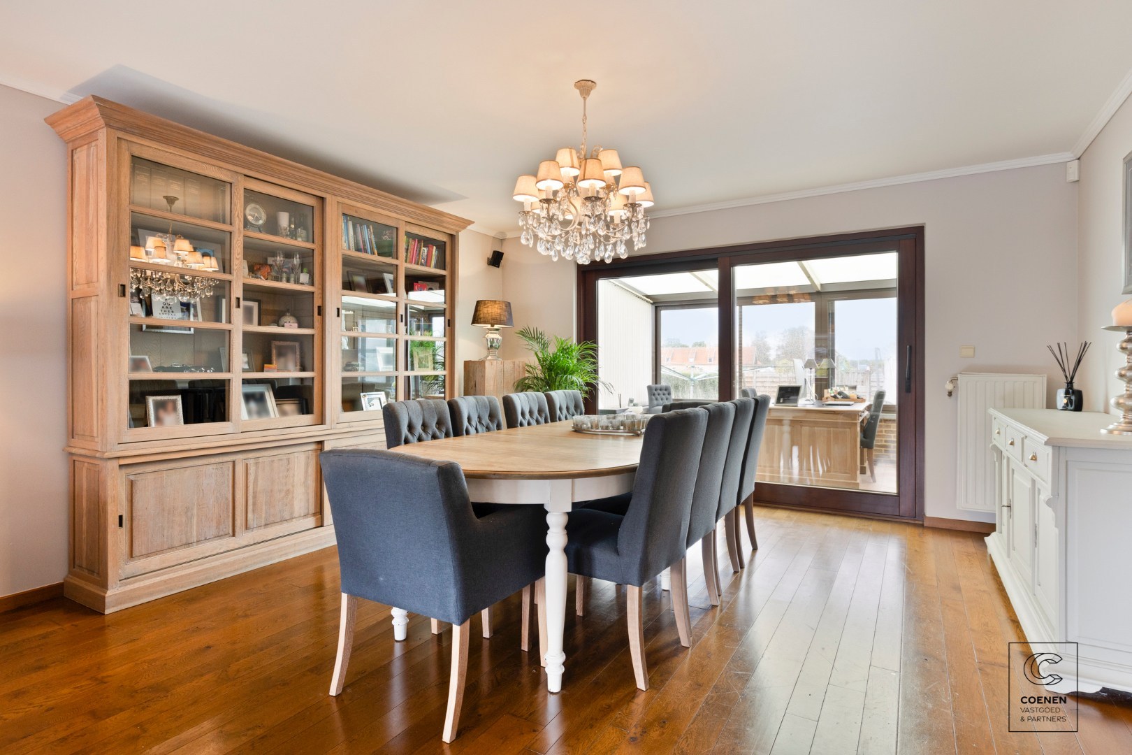 Instapklare gezinswoning met 4 à 5 slaapkamers op een rustige ligging te Oostmalle! 