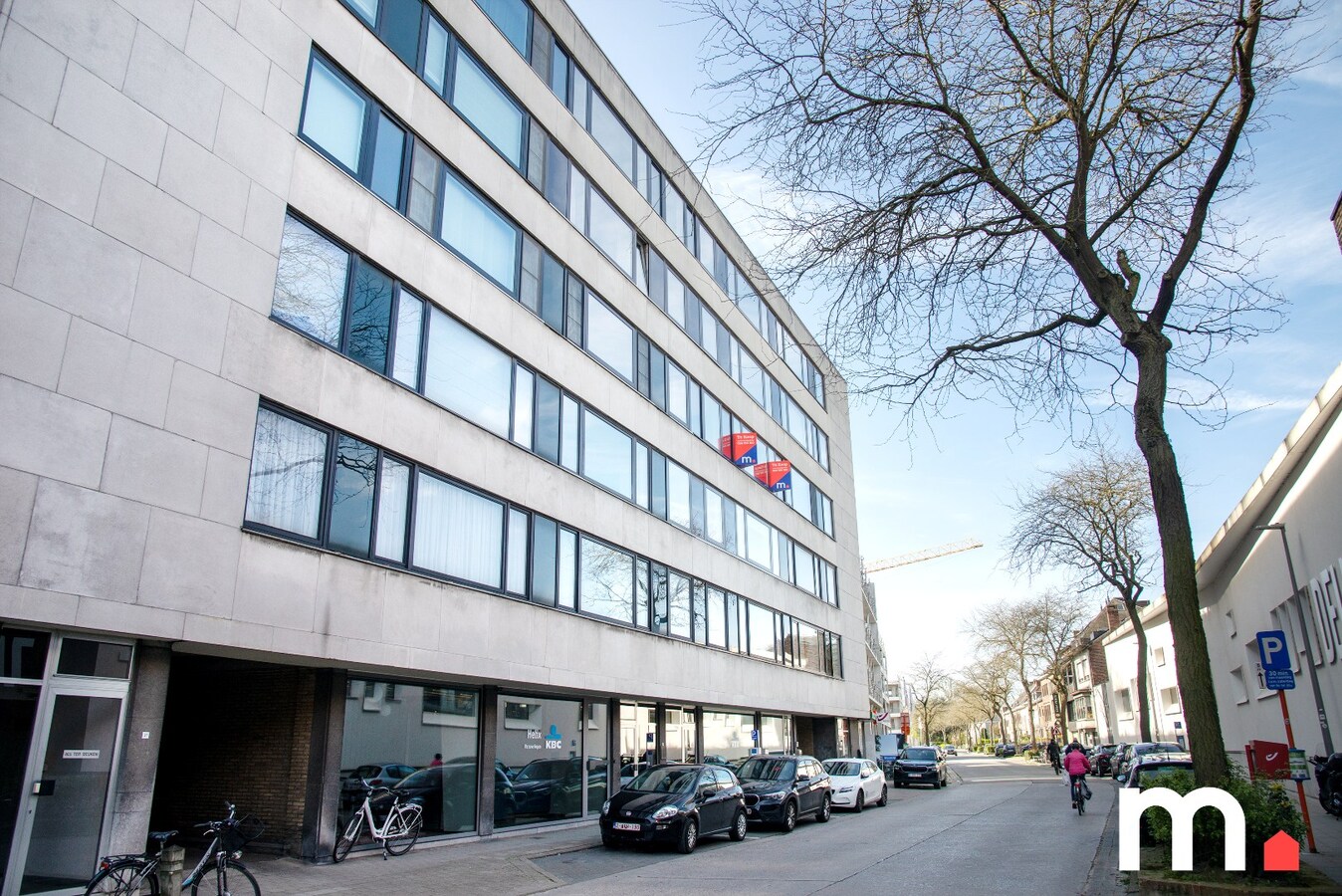 Ruim 2 slaapkamer appartement met terras te Kortrijk ! LOOFSTRAAT ! 