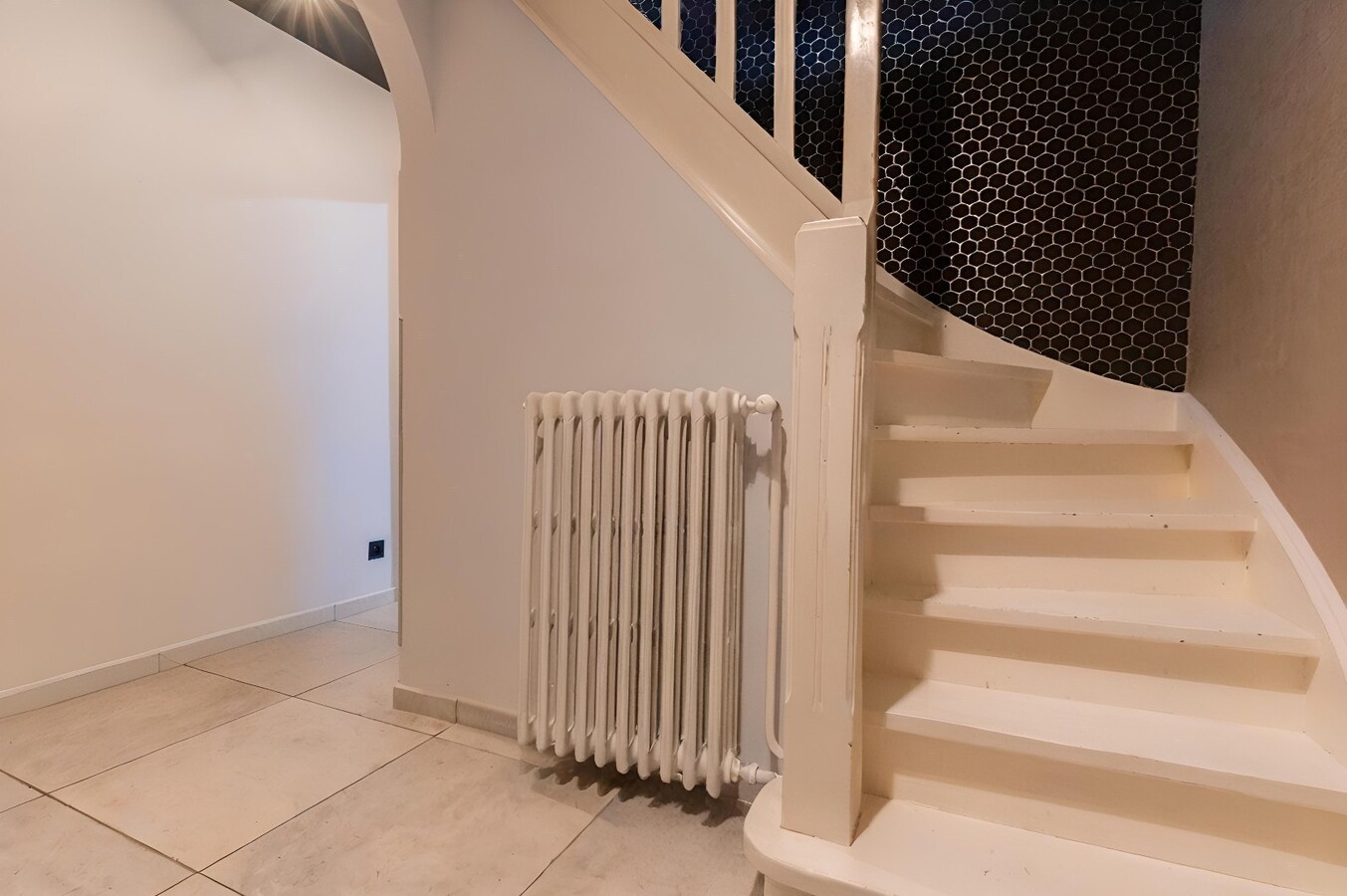 Immeuble de rapport : Habitation &amp; commerce, idéal investisseurs ! 
