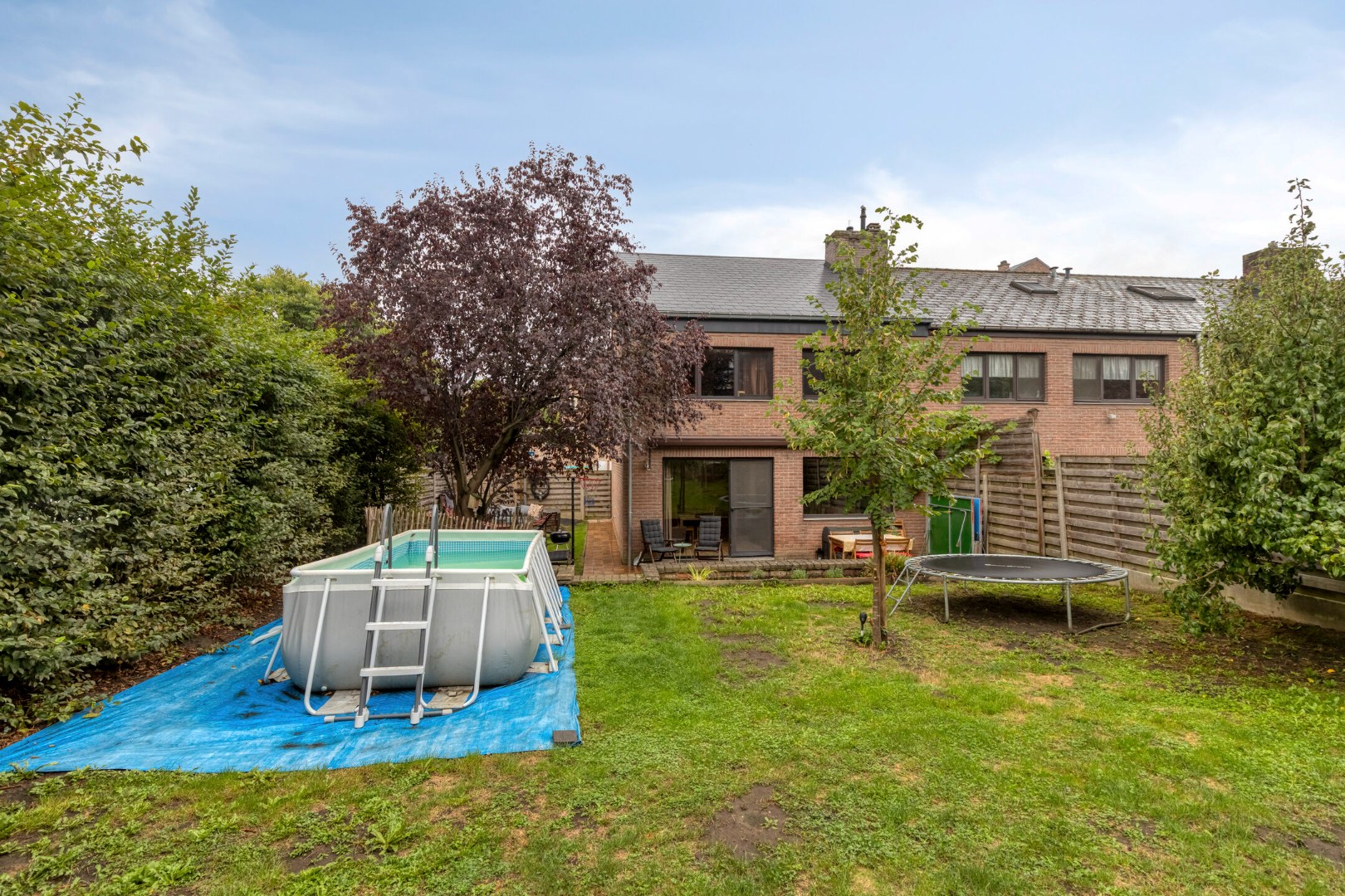 Halfopen bebouwing met 5 slaapkamers, garage en tuin in Kessel-Lo! – EPC 166 kWh/m² - bewoonbare opp. 180 m² 