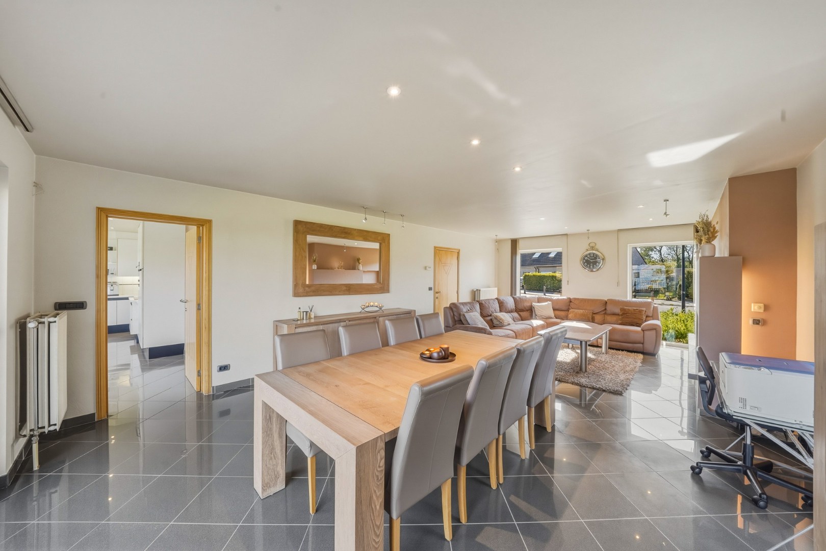 Ruime alleenstaande woning nabij zee en strand! 