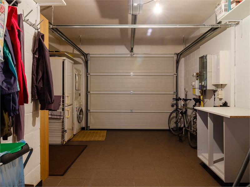 Prachtige, instapklare, halfopen bebouwing in rustige, residentiële wijk in Sleidinge. 