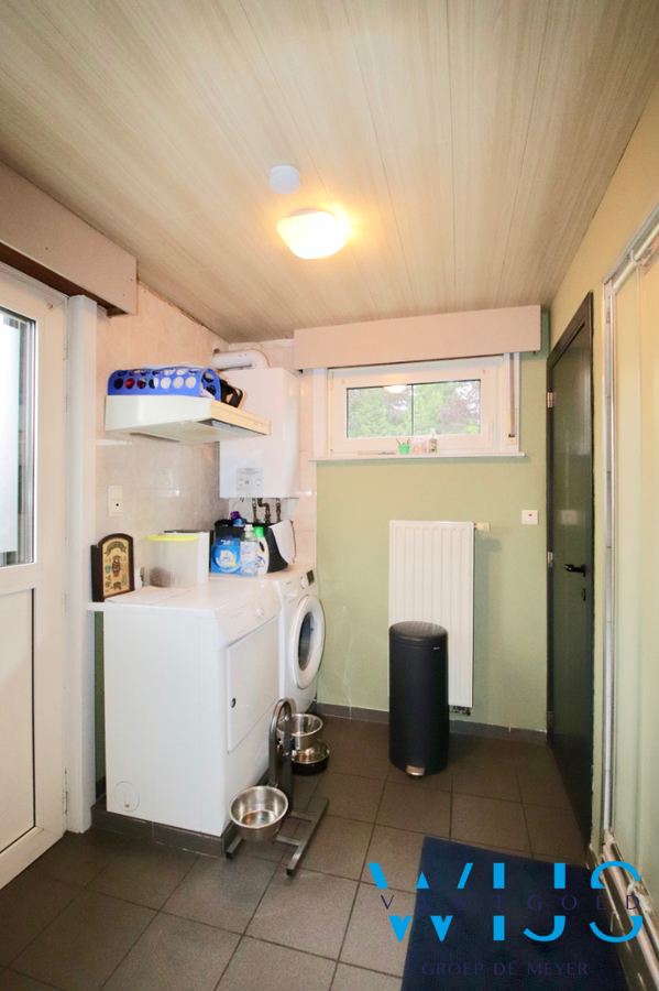 Zeer ruime HOB op een perceel van 934m2 te Evergem ! 