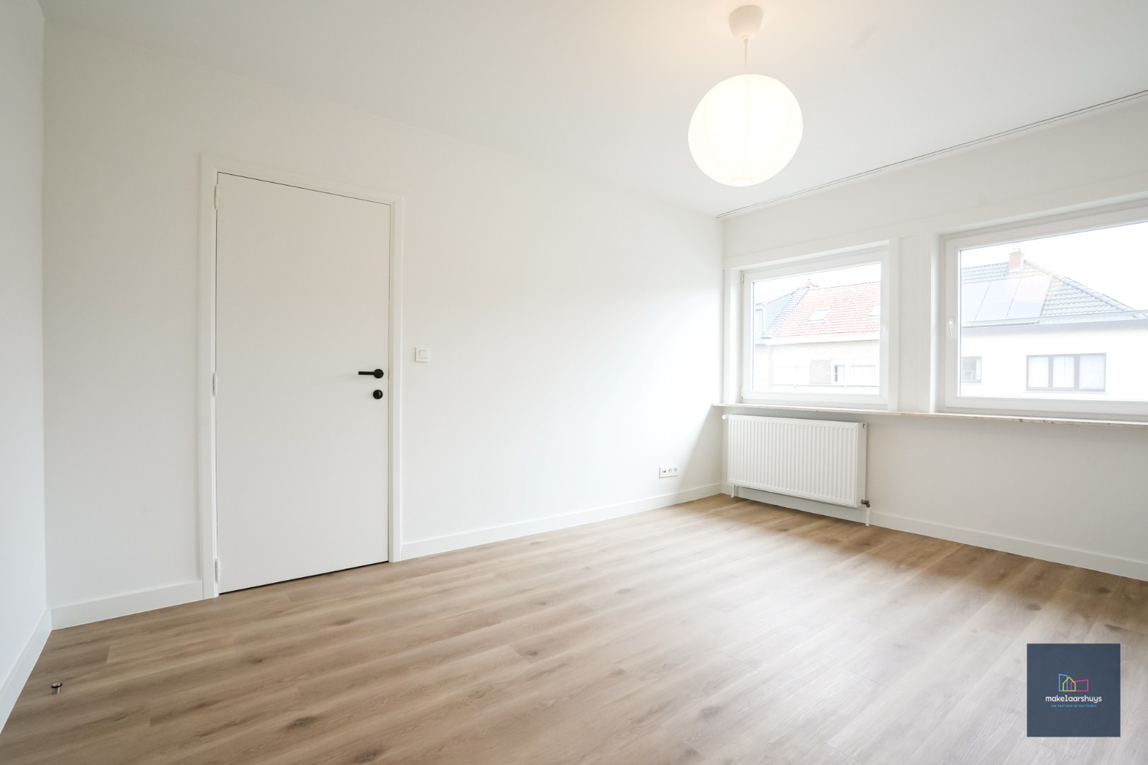 Instapklare eigendom met 3-slp.kamers garage en tuin 