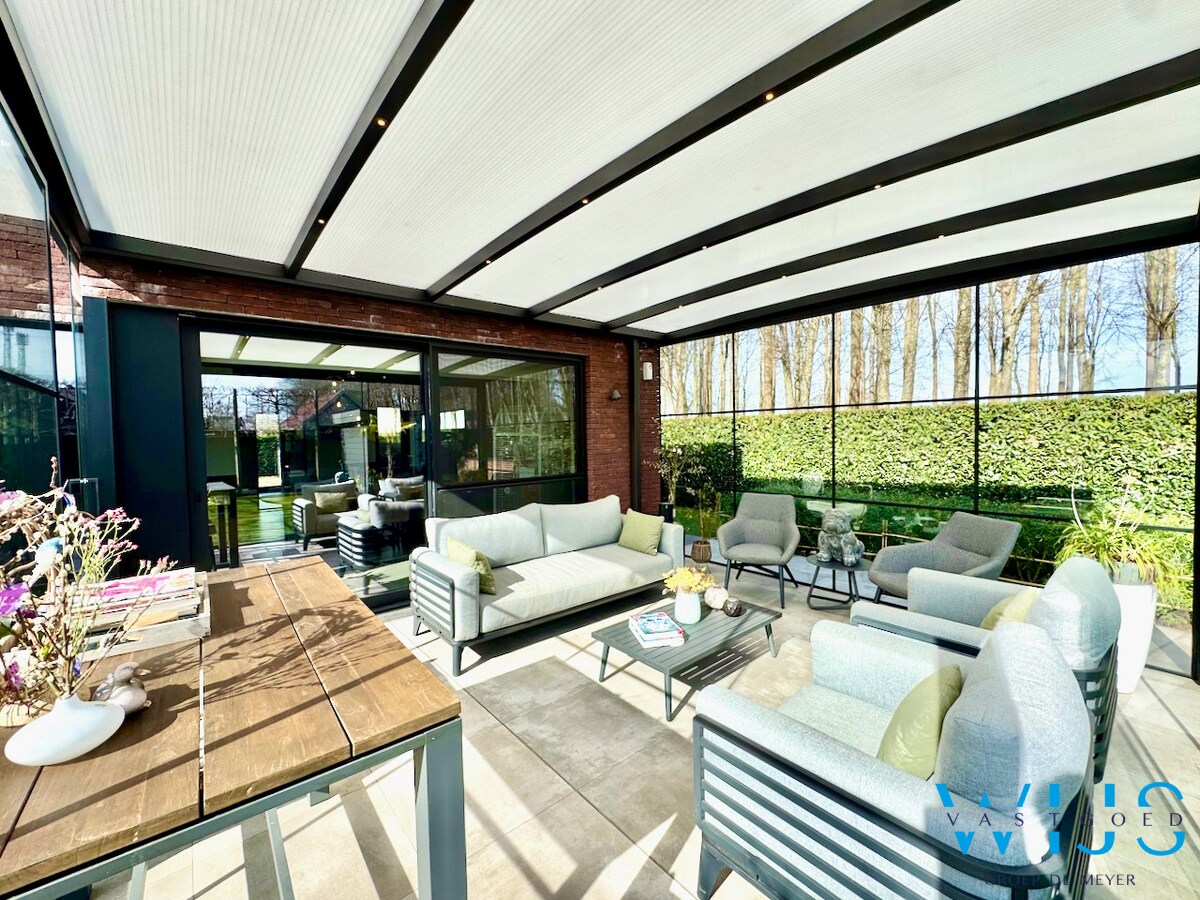 Prachtige HOB met unieke afwerking te Bassevelde ! 