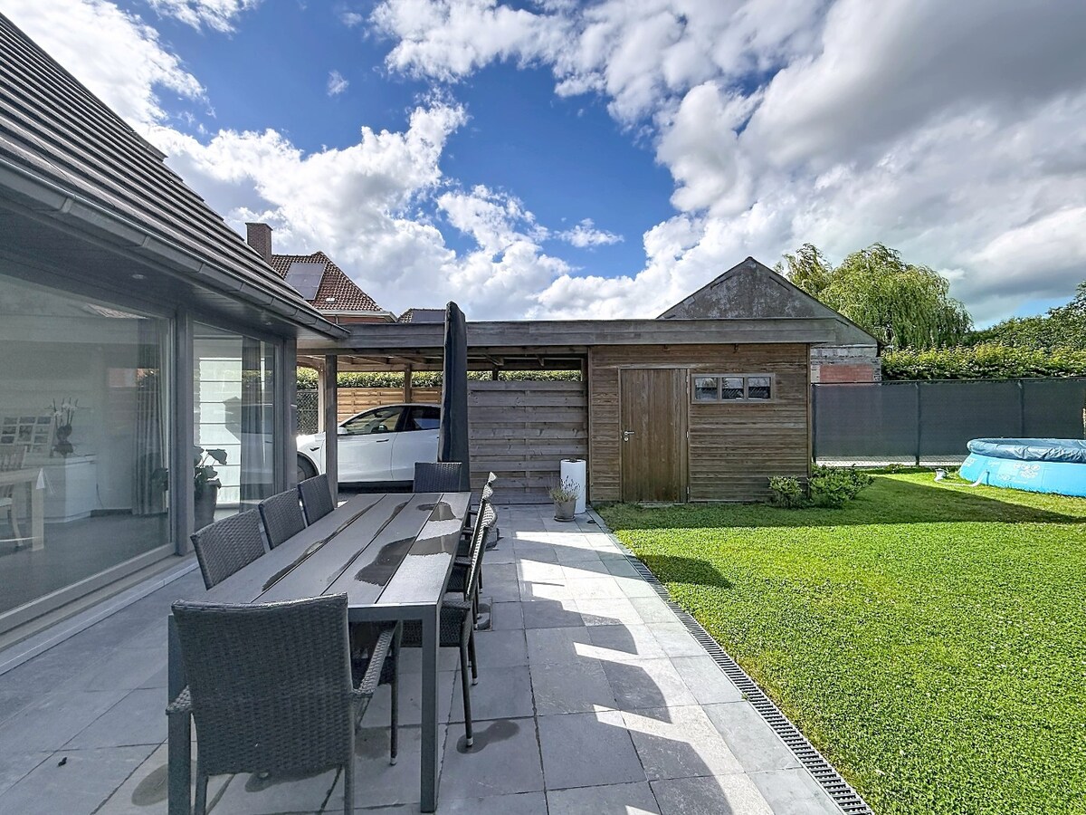 Recente woning met ruime tuin op wandelafstand van het centrum! 