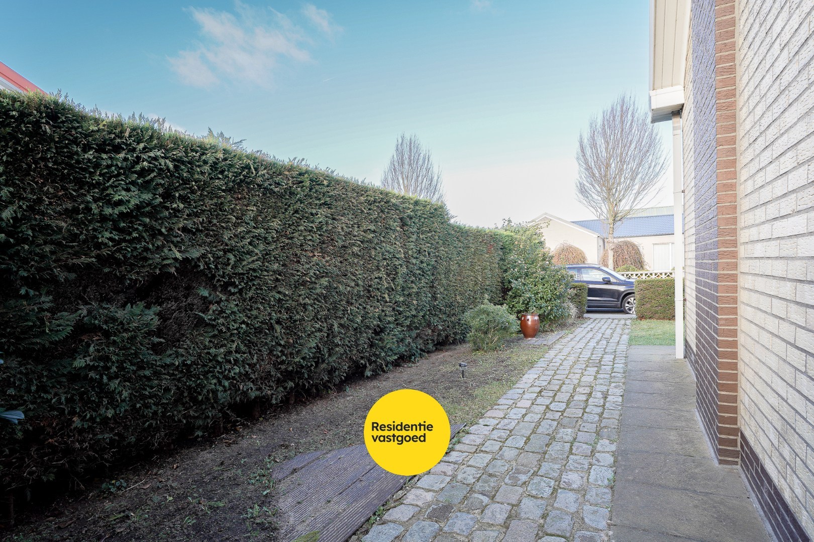 Woning met 5 slaapkamers in het centrum van Eernegem 