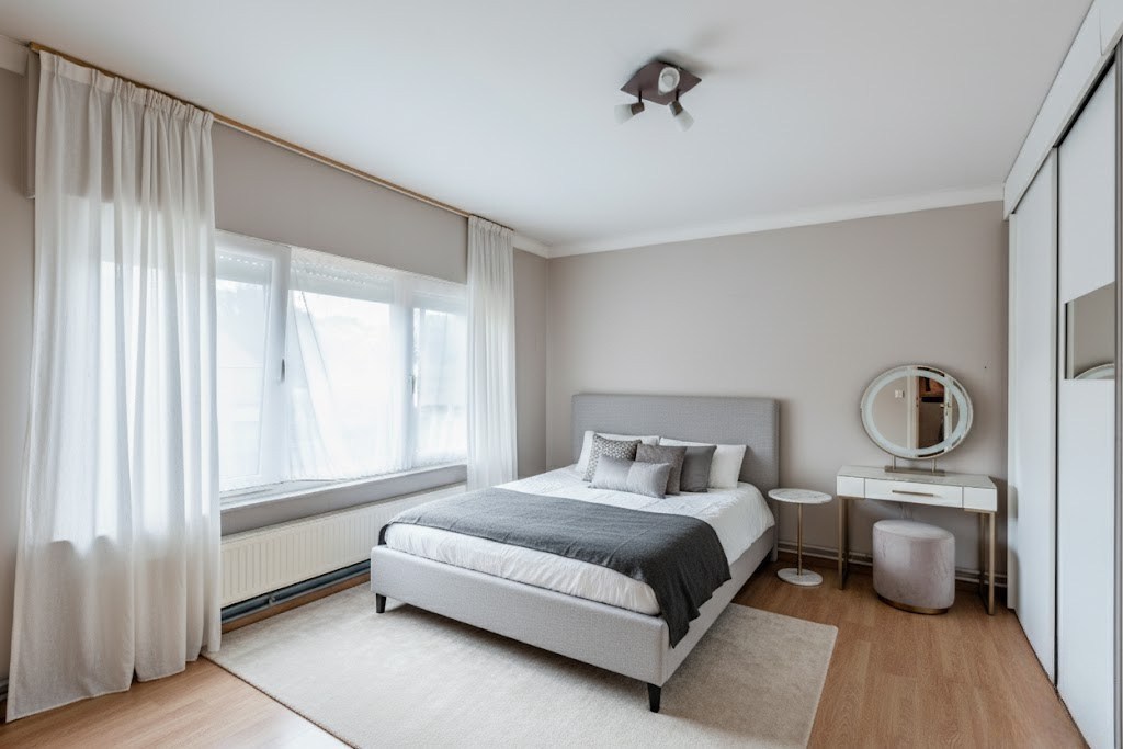 Ruime gezinswoning te koop met potentieel in Ertvelde 