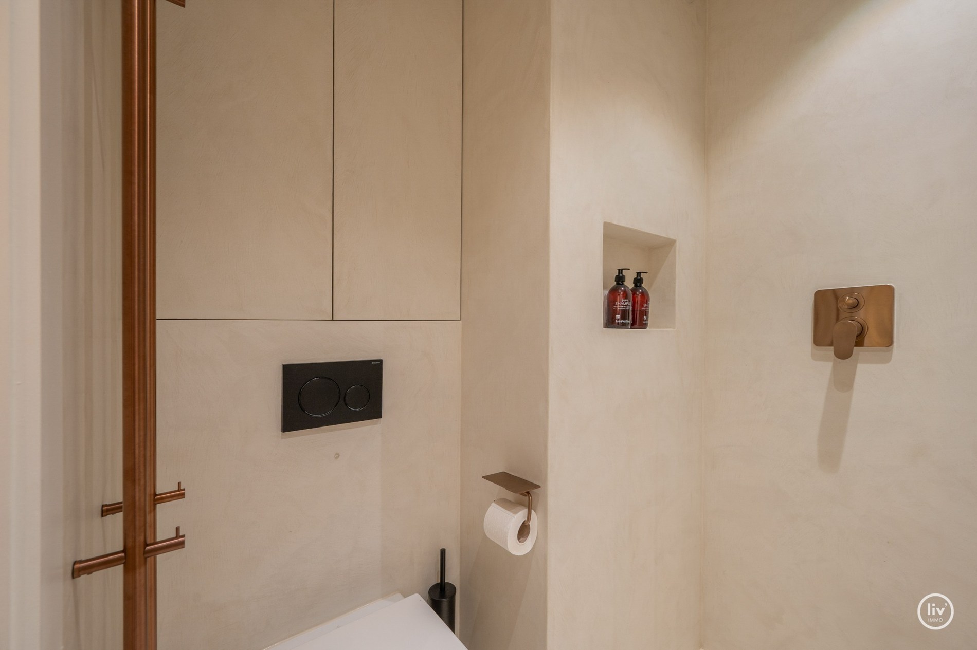 Uitzonderlijk luxueus afgewerkte duplex met royale terrassen, op topligging te Dumortierlaan. Hier werd over elk detail nagedacht 