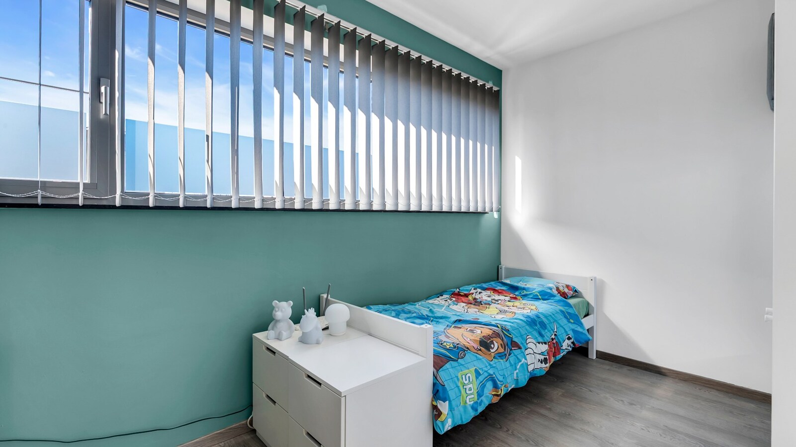 TIELT-WINGE - ruime &amp; recente vrijstaande woning 6 slks 