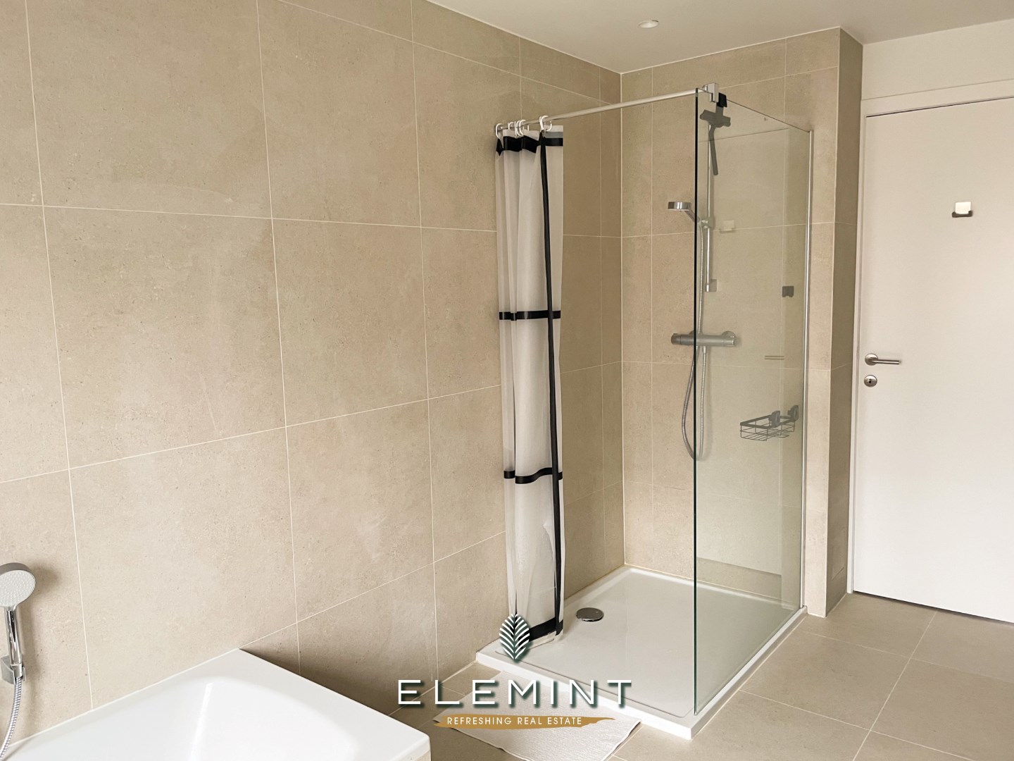 Halfopen BEN woning, rustig gelegen in het mooie Nederbrakel 