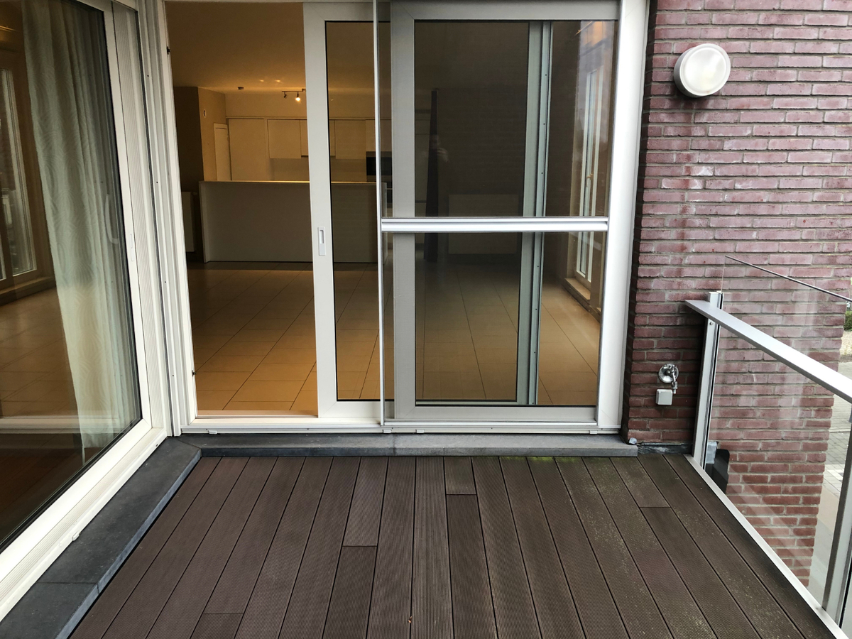Bijzonder ruim 2-slpk-luxeappartement in centrum De Pinte 