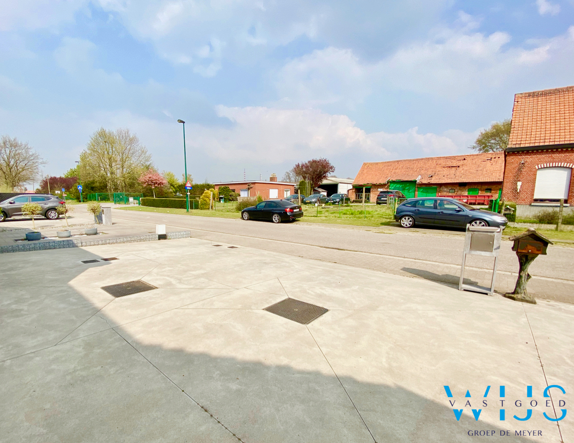 Toffe gezinswoning met 3 slaapkamers, garage &amp; zonnige tuin te Ertvelde Rieme! 