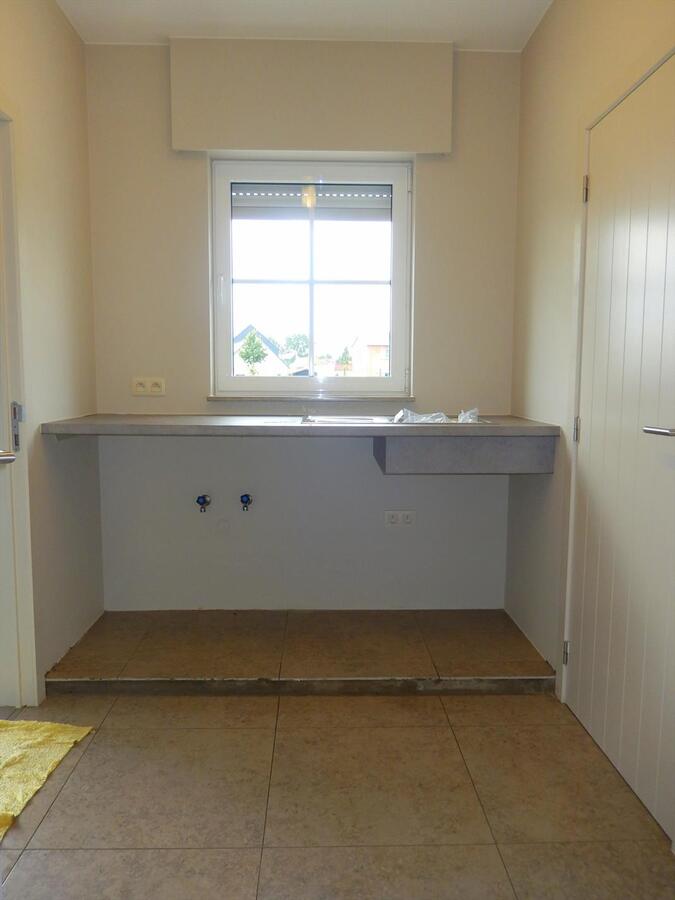 Uniek moderne nieuwbouwvilla met 4 slaapkamers 