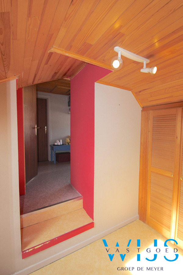 Gezellig woonhuis met mooie veranda en groene tuin ! 