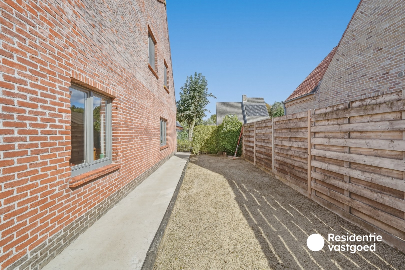 Vrijstaande woning op ruim zonnig perceel in het landelijke Roksem/Ettelgem 