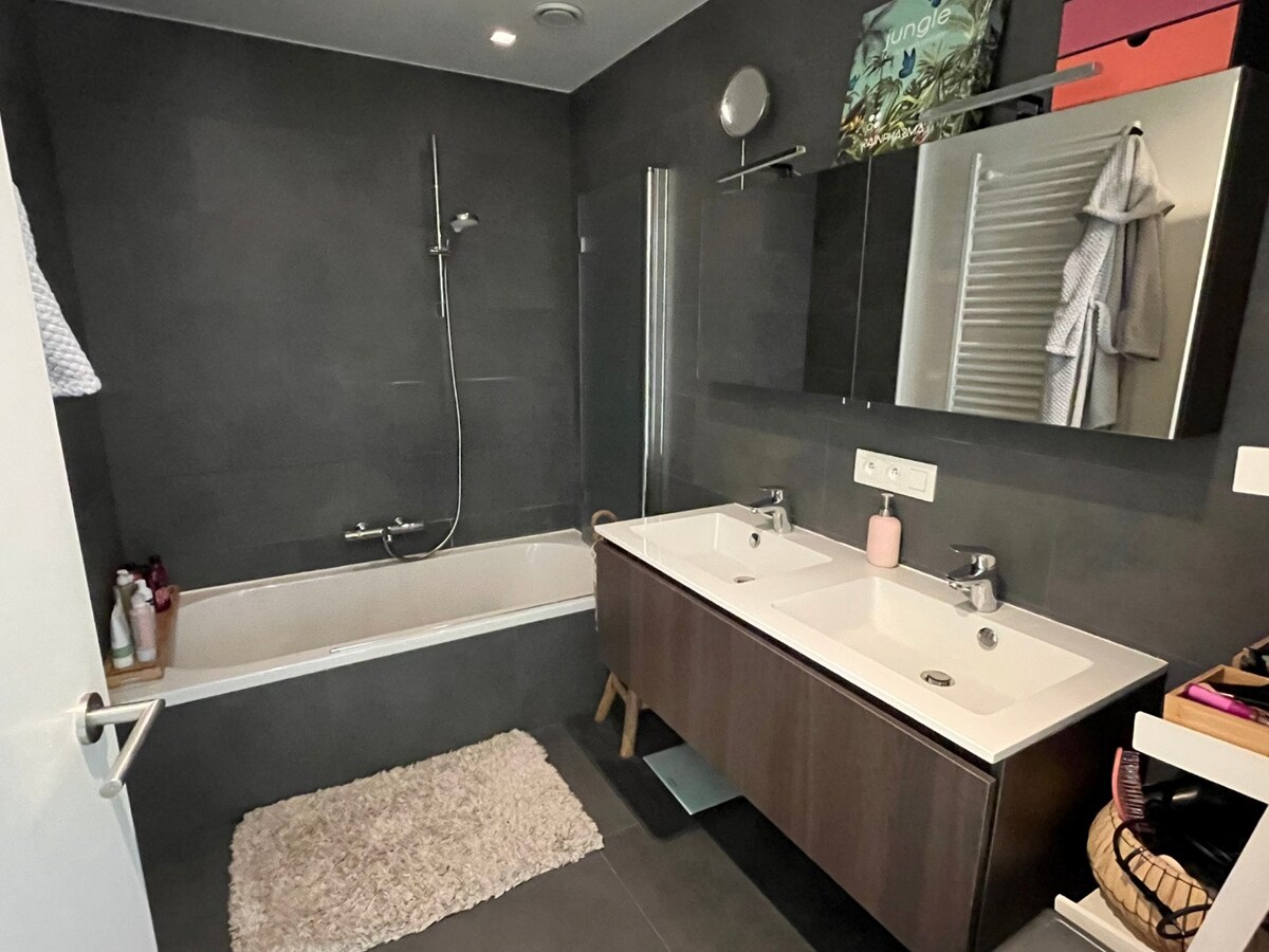 Luxueus appartement in het groene Eke-Nazareth 