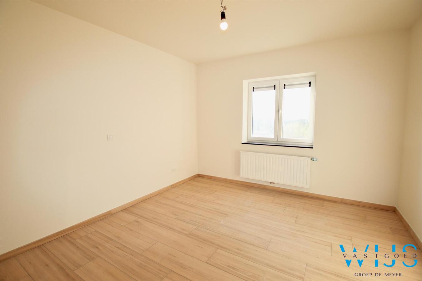 Duplexappartement met 4 slaapkamers &amp; zonneterras te Ertvelde! 
