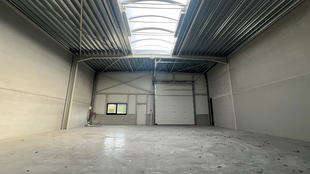 Nieuwbouw loodsen te huur in Tielt