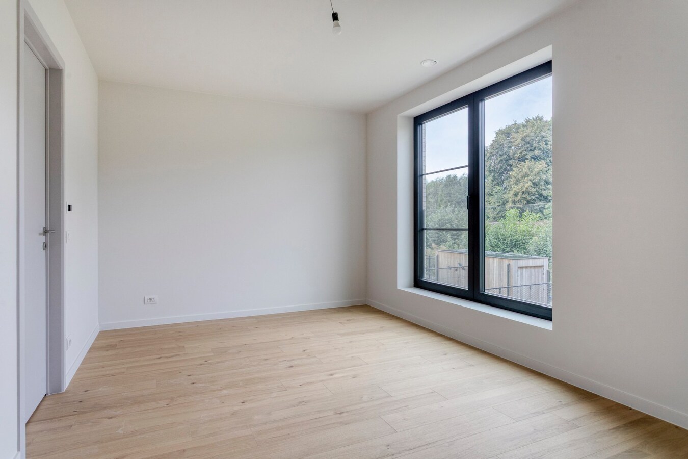 Te huur: ruime nieuwbouwwoning met 3 slaapkamers nabij het centrum van Oudenaarde 