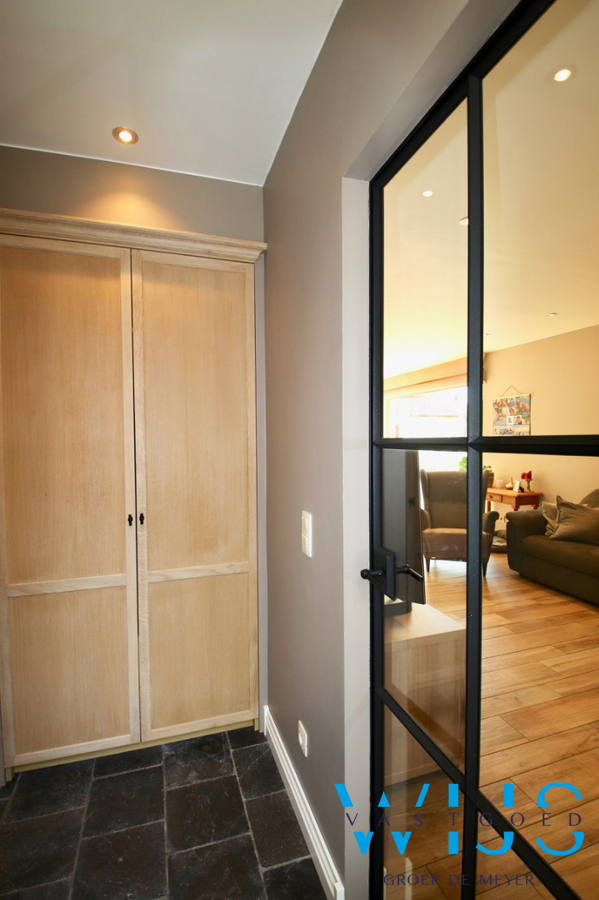 Prachtig afgewerkt landelijk woonhuis in hartje Ertvelde ! 