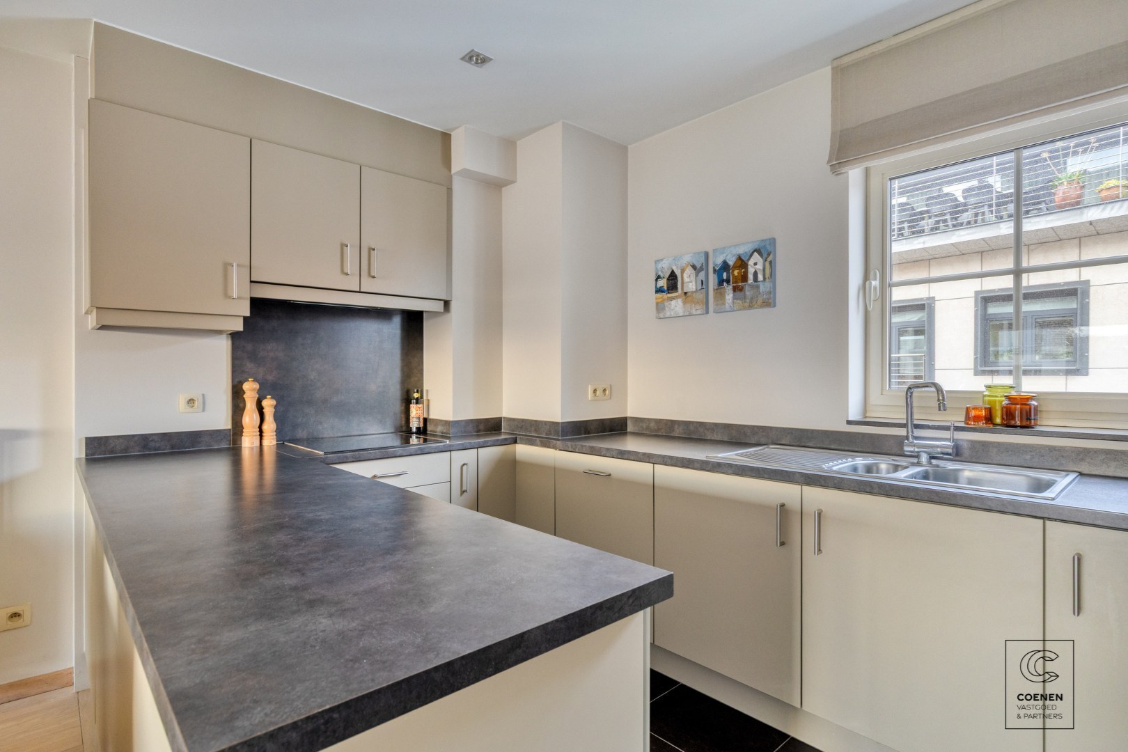 Prachtig duplux appartement met een bew. opp. van 120 m², twee slpk en 2 x terras op een absolute toplocatie te  centrum Lier! 