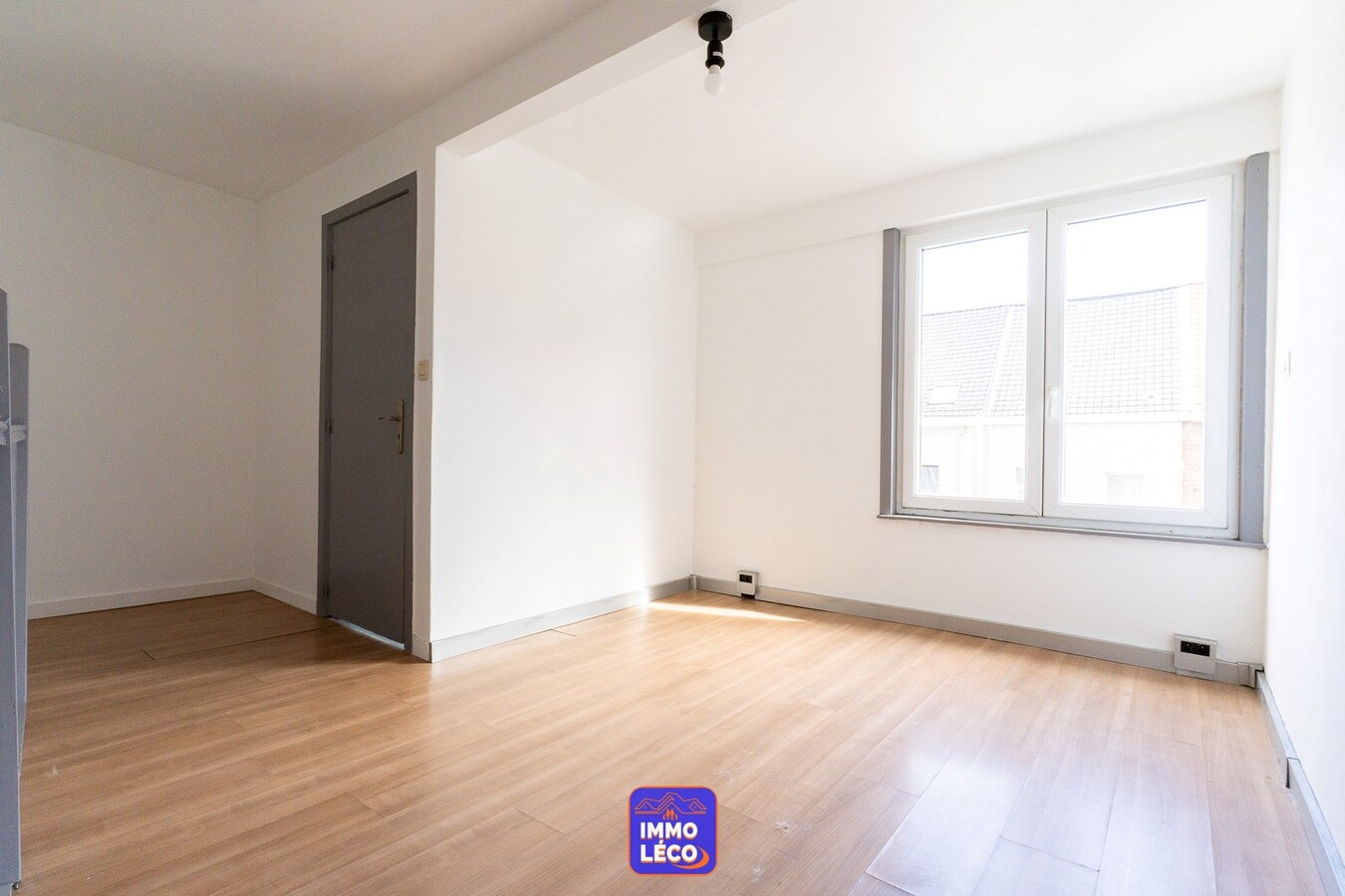 Bureaux rénovés de +/- 40m² à deux pas de la Gare de Mouscron ! 