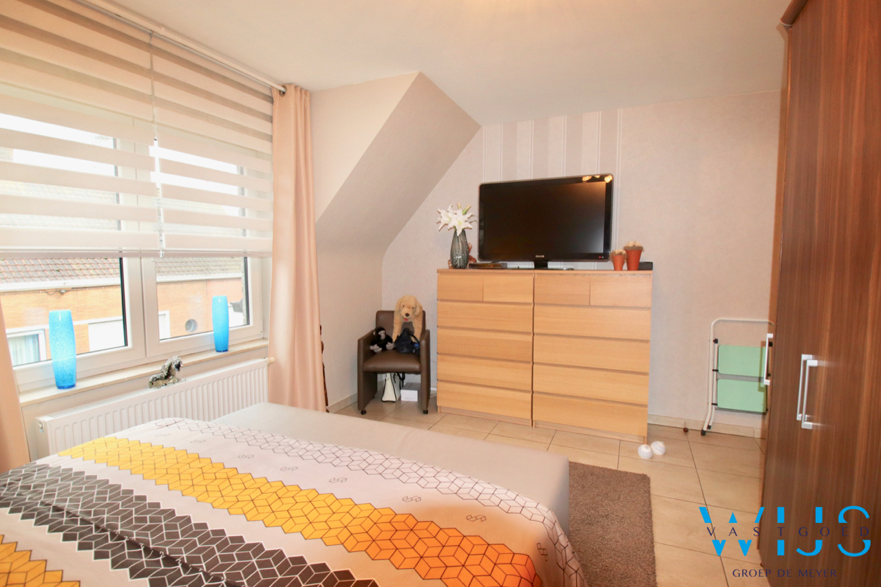 Instapklaar 3 slaapkamer appartement met terras te ERTVELDE ! 