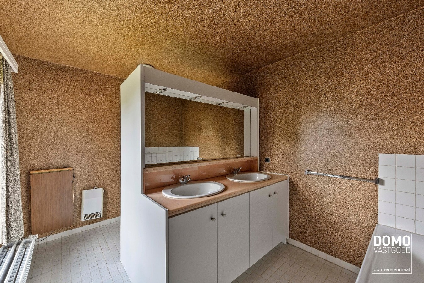 Exclusieve statige open bebouwing met zuid gerichte tuin in het centrum van Kermt (Hasselt) 